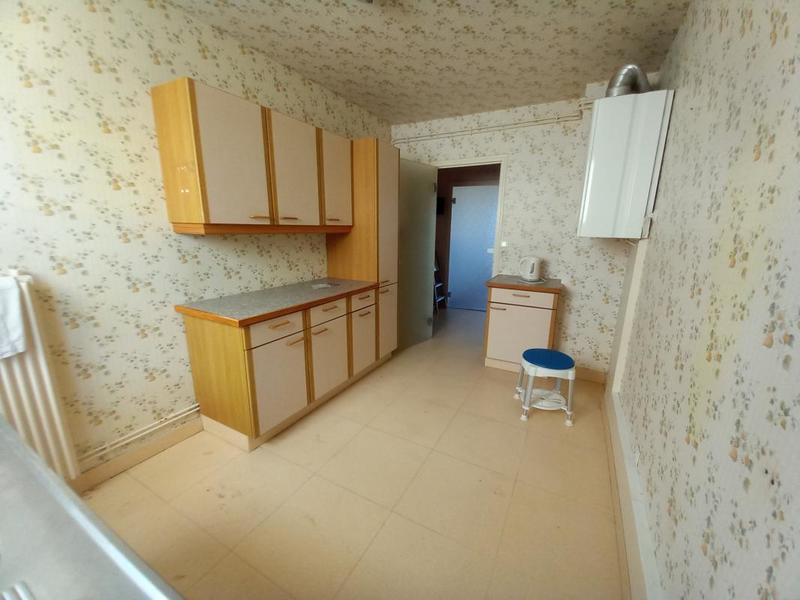 Appartement - 90 m² - 5 pièces