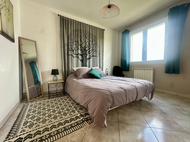 Appartement - 102 m² - 4 pièces