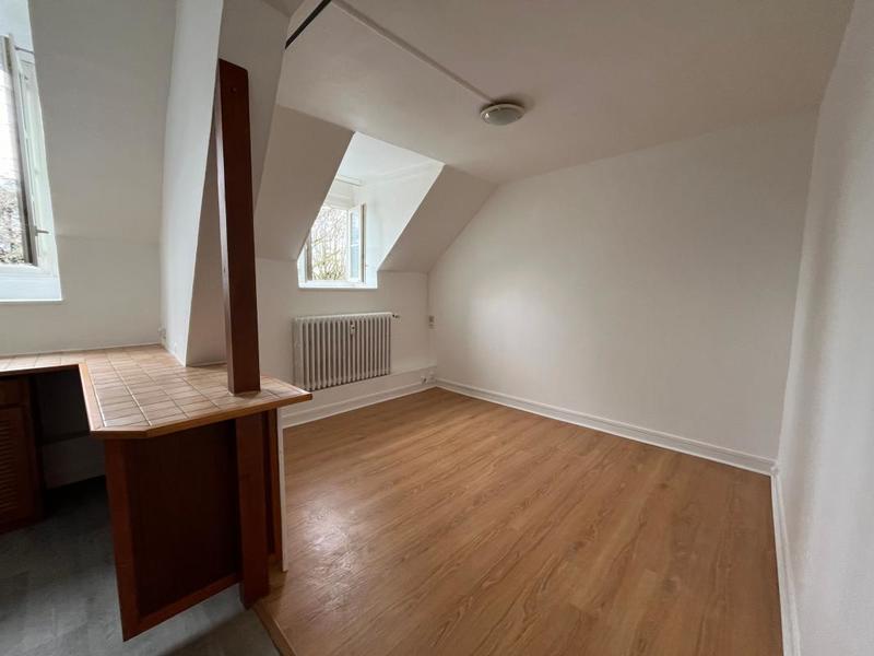 Studio - 20 m² - 1 pièce