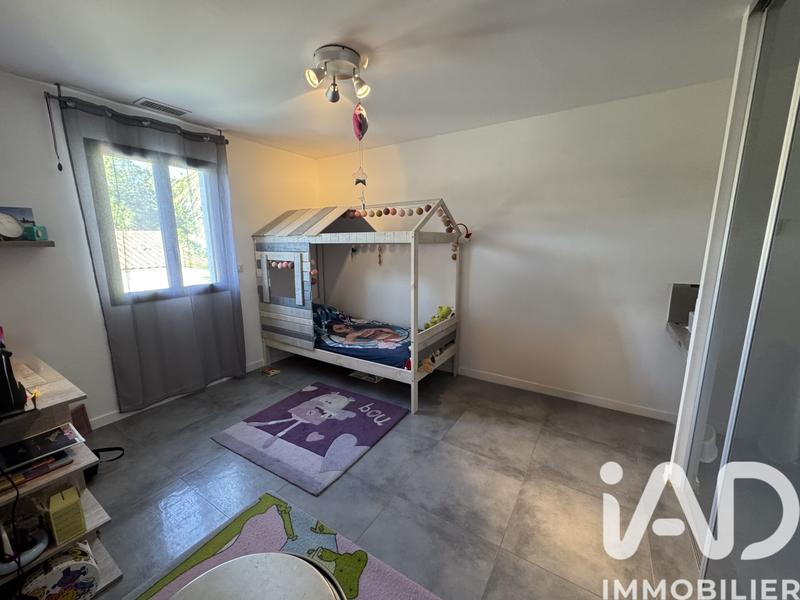 Maison - 212 m² - 5 pièces