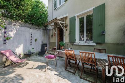 Maison - 157 m² - 6 pièces