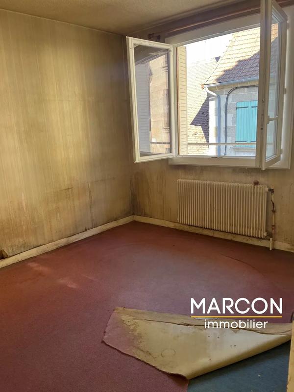 Maison - 95 m² - 4 pièces