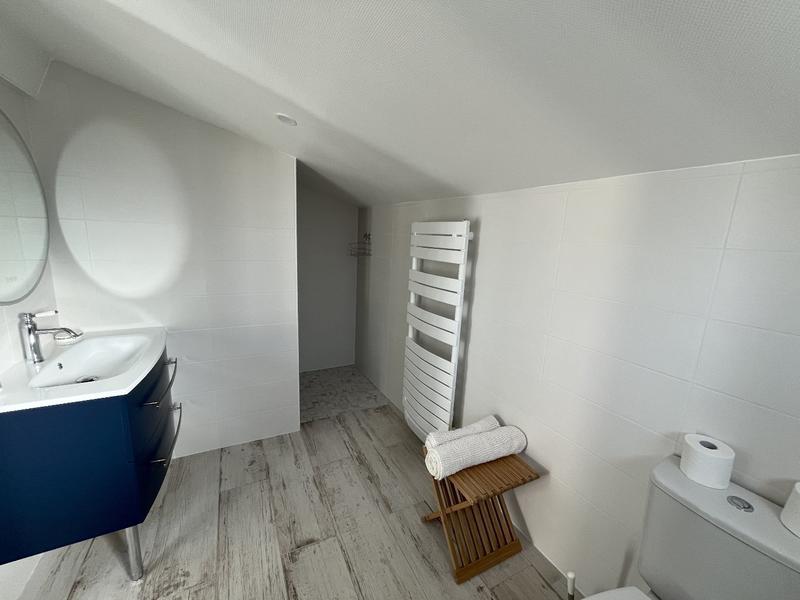 Maison - 270 m² - 10 pièces