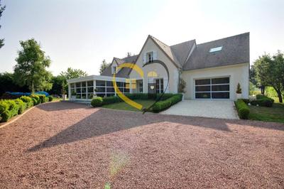 Maison - 300 m² - 11 pièces