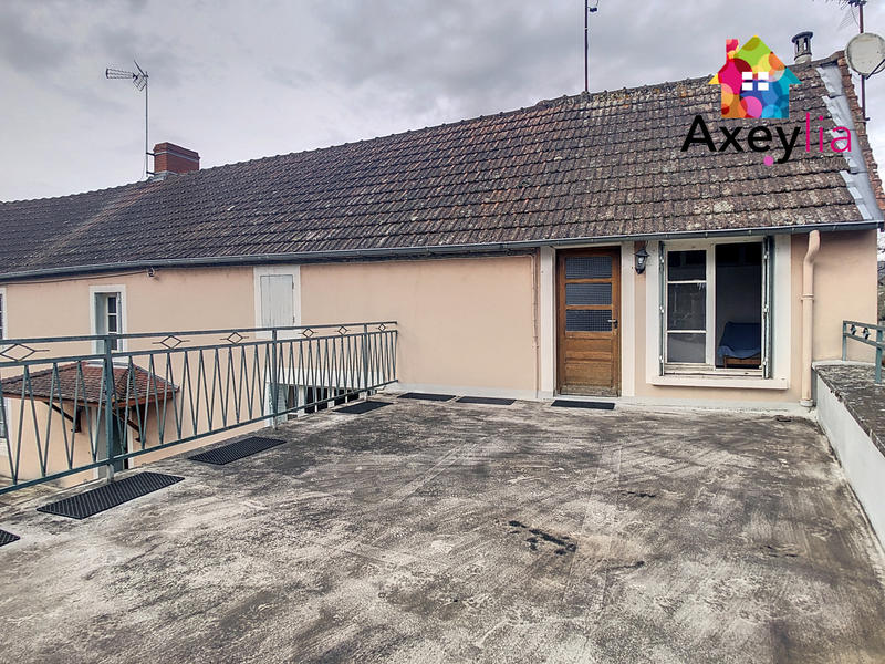 Maison de village - 220 m² - 8 pièces