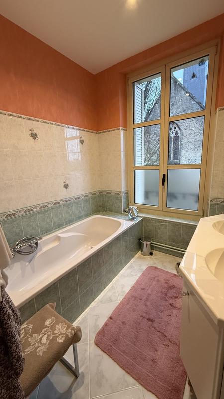 Maison - 178 m² - 7 pièces