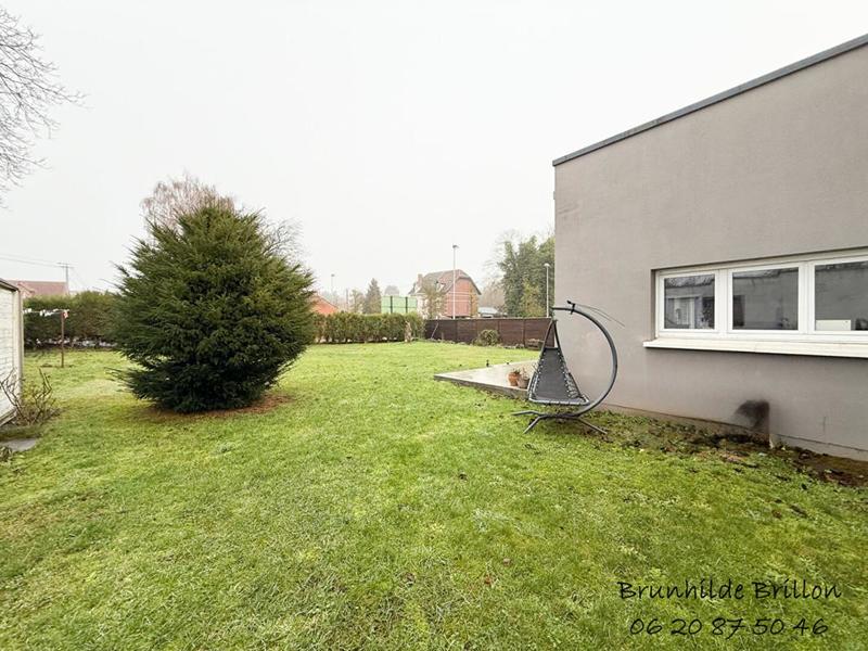 Maison - 225 m² - 9 pièces