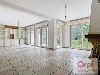 Maison - 145 m² - 6 pièces