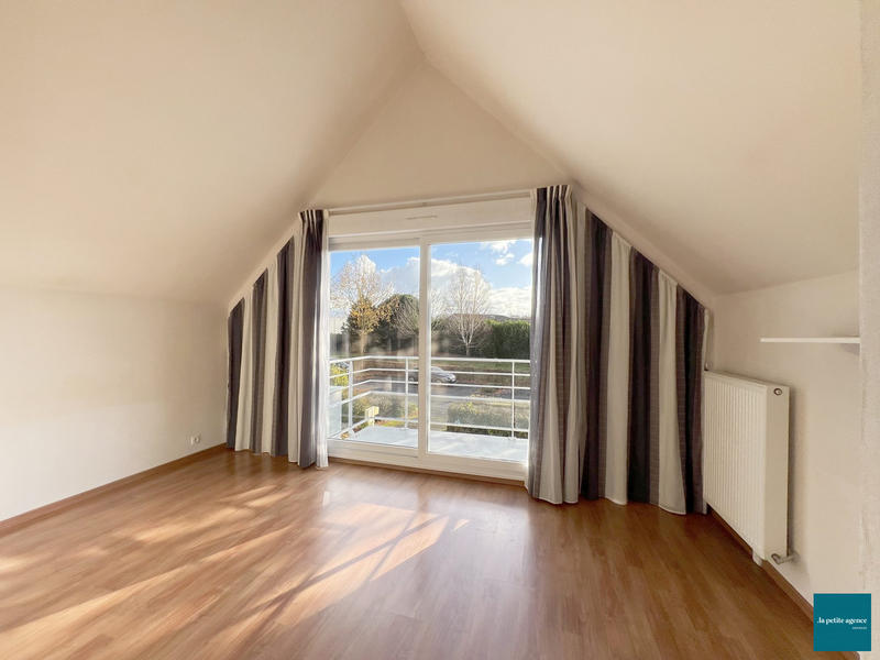 Maison contemporaine - 119 m² - 6 pièces