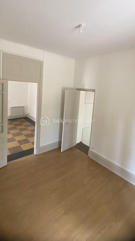 Maison - 158 m² - 9 pièces