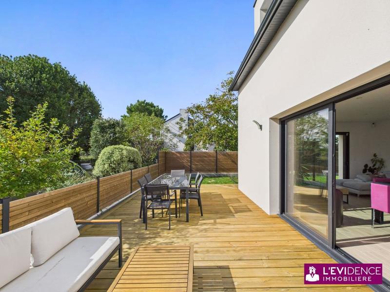 Maison - 120 m² - 5 pièces