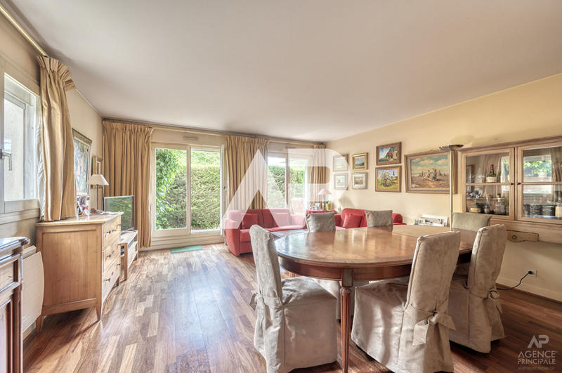 Appartement - 106 m² - 4 pièces