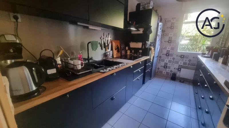 Appartement - 83 m² - 4 pièces