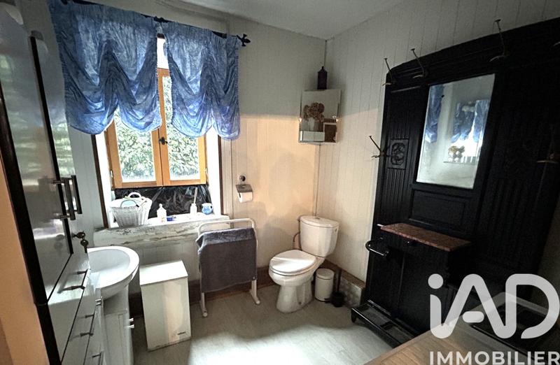 Maison - 255 m² - 16 pièces