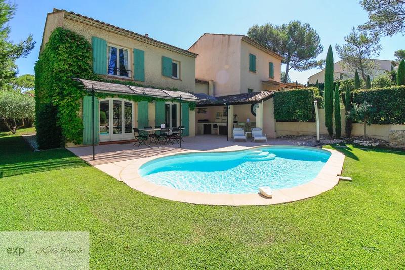 Maison - 94 m² - 4 pièces