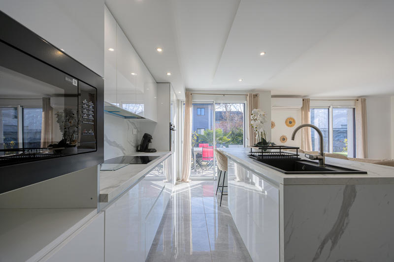 Maison - 85 m² - 4 pièces