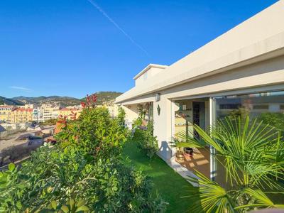 Appartement - 113 m² - 3 pièces