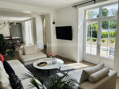 Propriété - 170 m² - 7 pièces