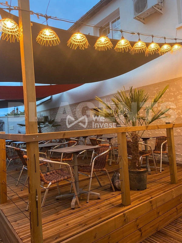 Maison - 637 m² - 20 pièces