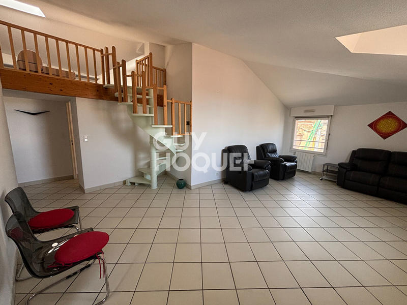 Appartement - 76 m² - 6 pièces