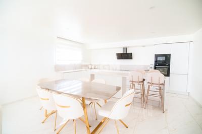 Maison - 138 m² - 5 pièces