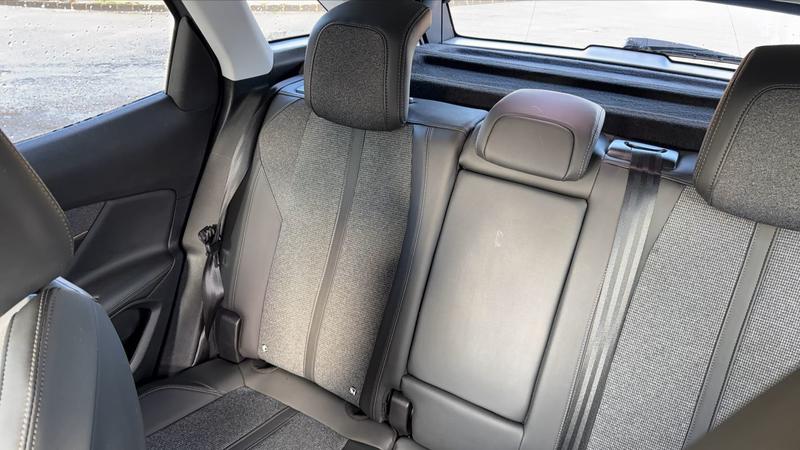 Peugeot 3008 1.2 PureTech 130 Eat8 Allure