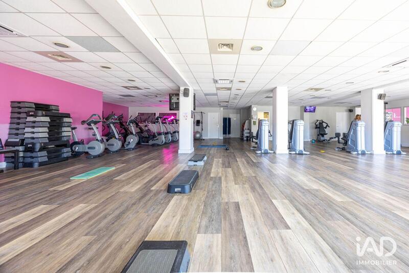 Local commercial - 372 m²