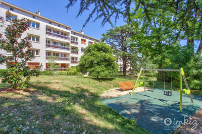 Appartement - 128 m² - 6 pièces