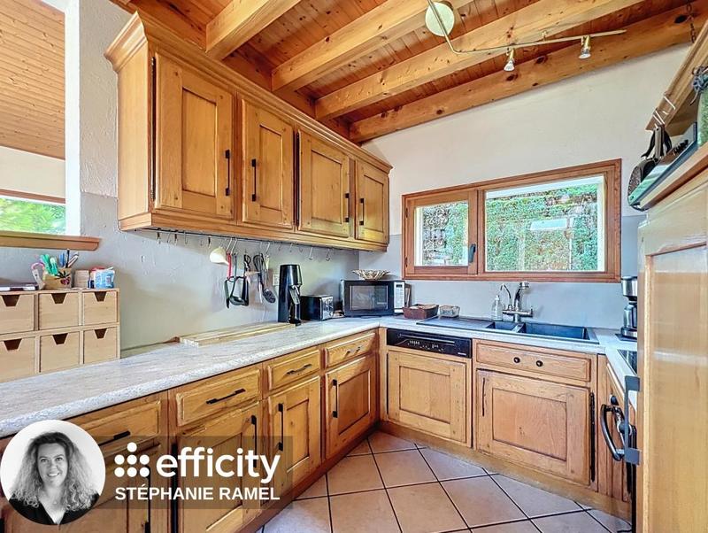 Maison - 143 m² - 6 pièces