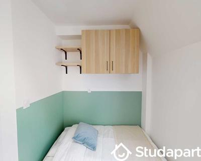 Chambre - 160 m² - 1 pièce