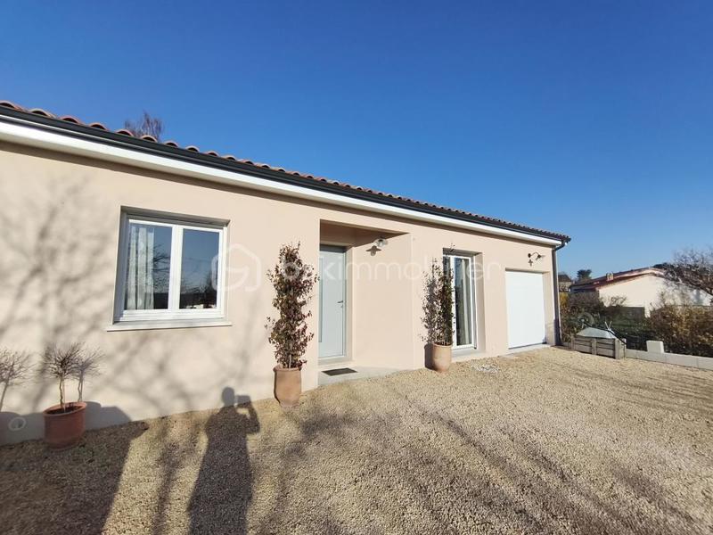 Maison - 90 m² - 4 pièces