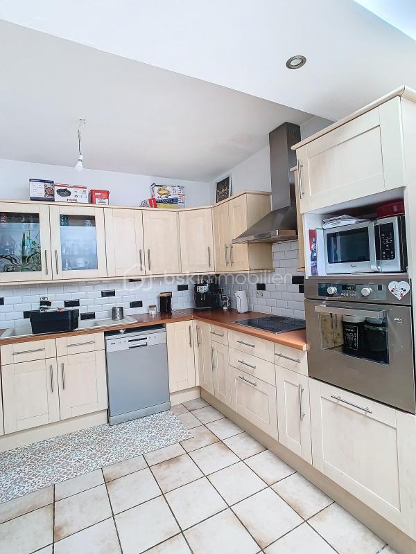 Maison - 114 m² - 6 pièces