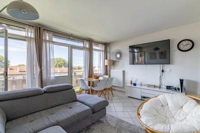 Appartement - 79 m² - 4 pièces