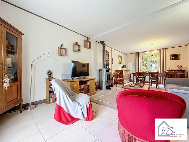 Maison - 105 m² - 5 pièces