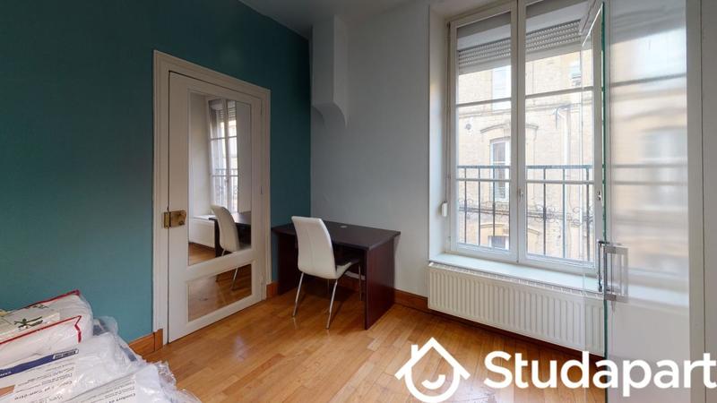Appartement - 80 m² - 4 pièces