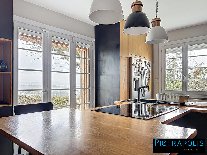 Villa - 160 m² - 6 pièces