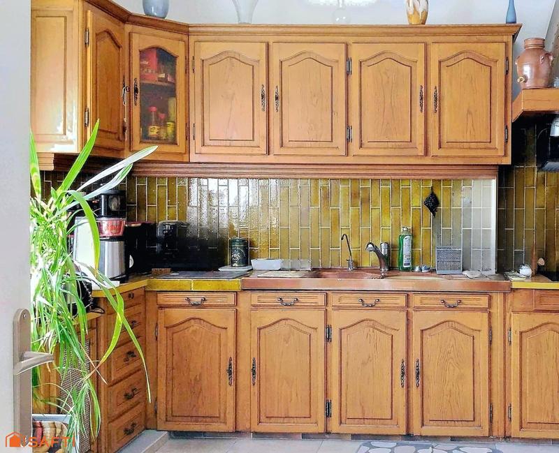 Maison - 216 m² - 6 pièces