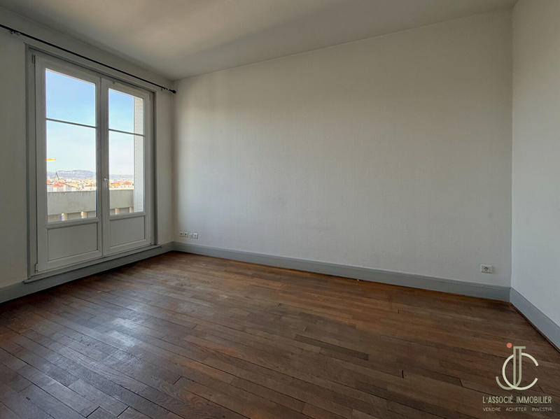 Appartement - 56 m² - 2 pièces