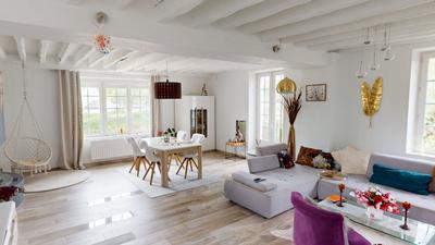 Maison - 345 m² - 12 pièces