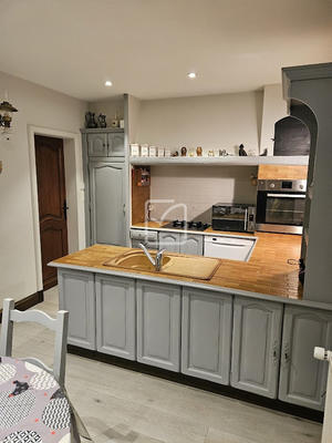 Maison - 168 m² - 7 pièces