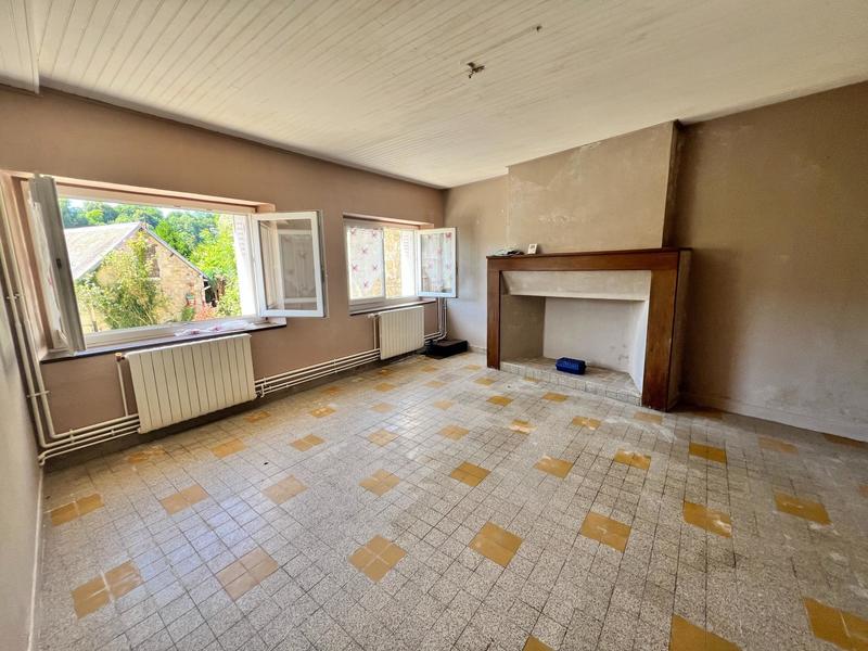 Maison - 96 m² - 5 pièces