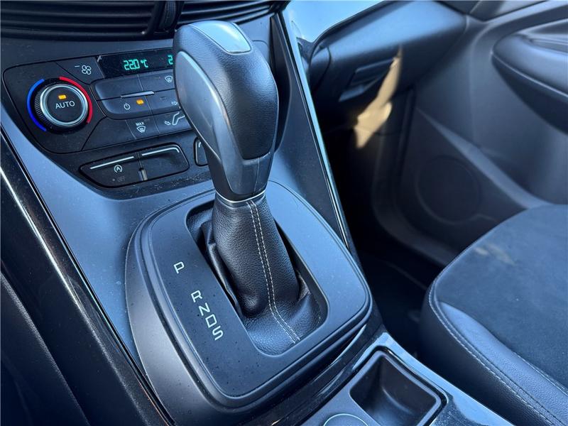 Ford Kuga II 1.5 Tdci 120 s&amp;S 4x2 Powershift St-Line