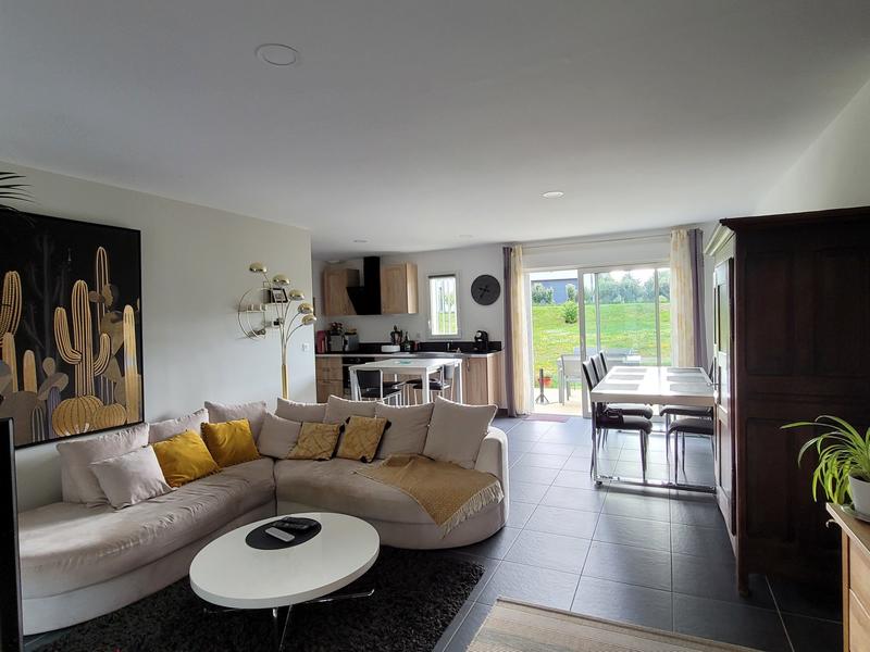 Maison - 88 m² - 5 pièces