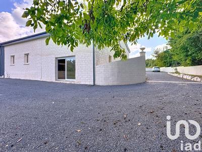 Maison - 230 m² - 5 pièces