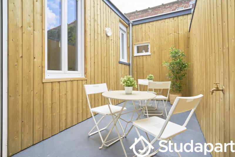 Chambre - 10 m² - 1 pièce