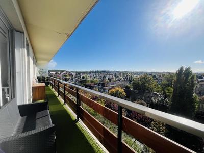 Appartement - 61 m² - 4 pièces