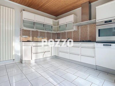 Maison - 127 m² - 5 pièces