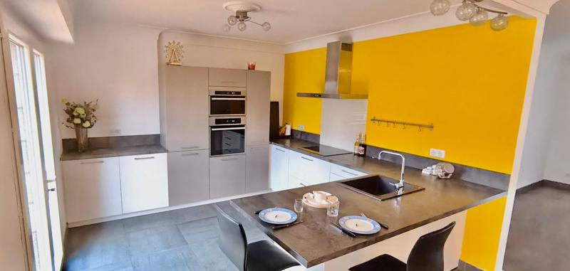 Appartement - 110 m² - 4 pièces