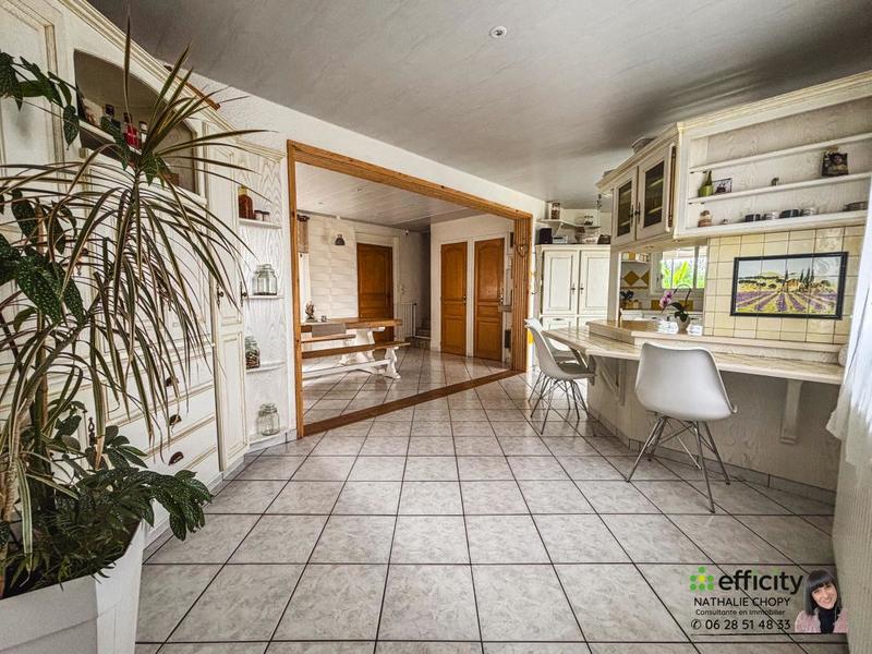 Maison - 148 m² - 6 pièces