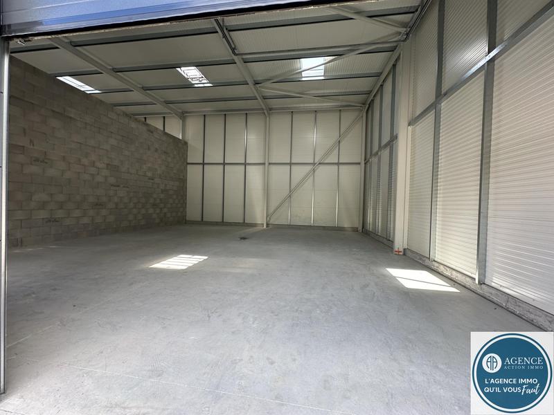 Entrepôt - 125 m²
